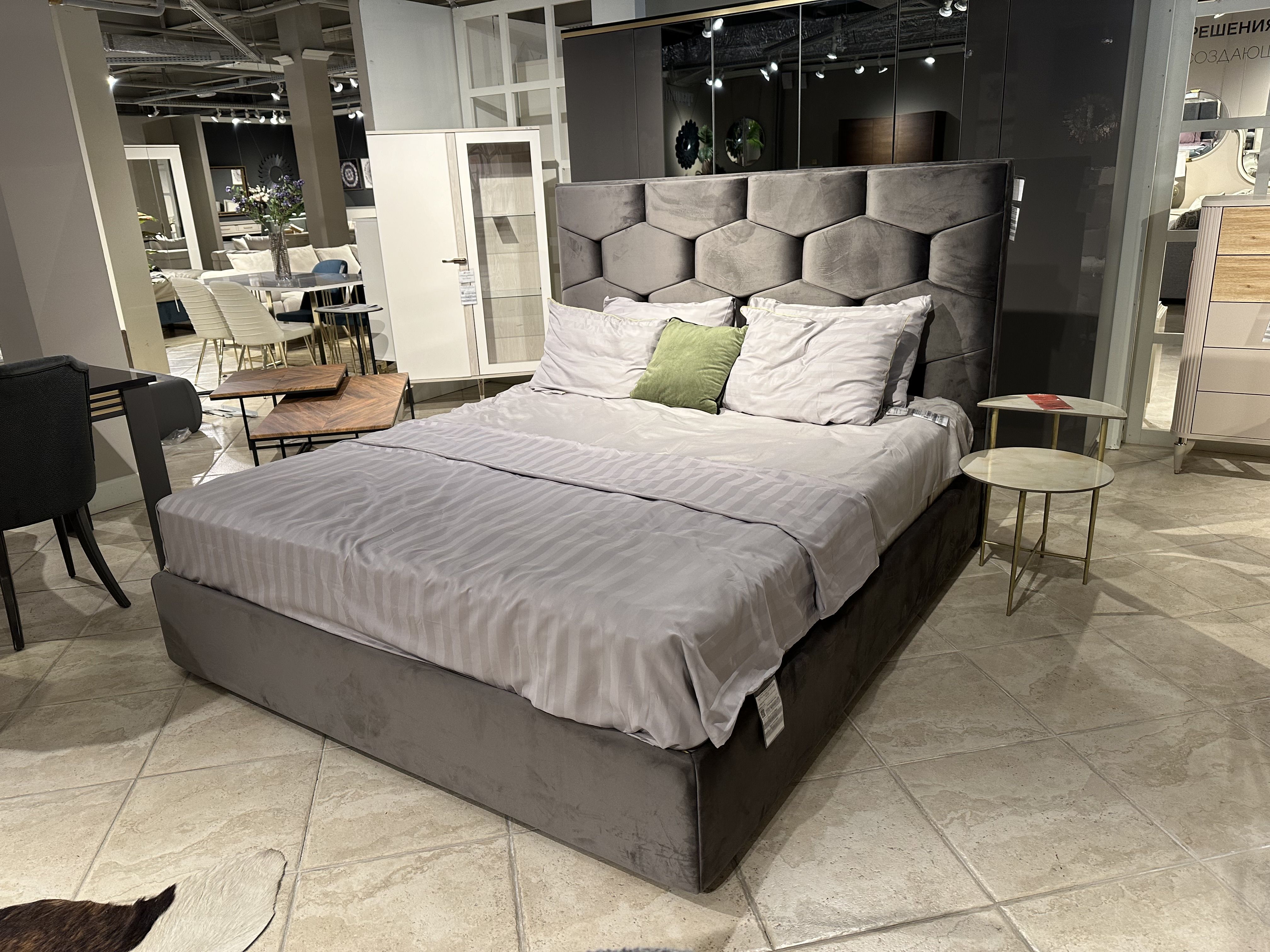 КОРПУСНАЯ МЕБЕЛЬ KAYLA (00-00002838)