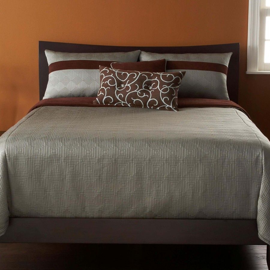 ПОСТЕЛЬНЫЕ ПРИНАДЛЕЖНОСТИ CLASSIC (00-00000452)