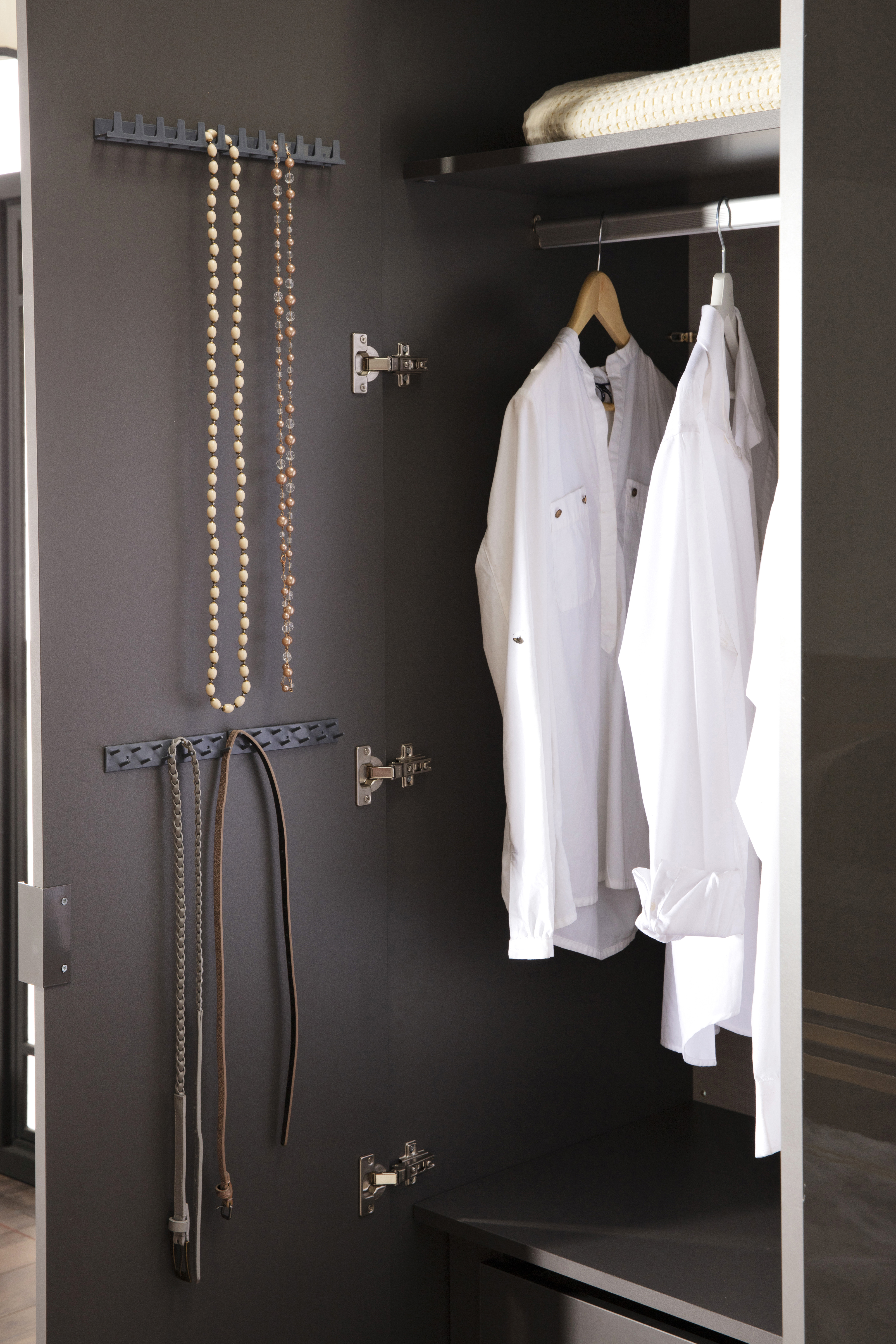 КОРПУСНАЯ МЕБЕЛЬ CARLINO (00-00001748)