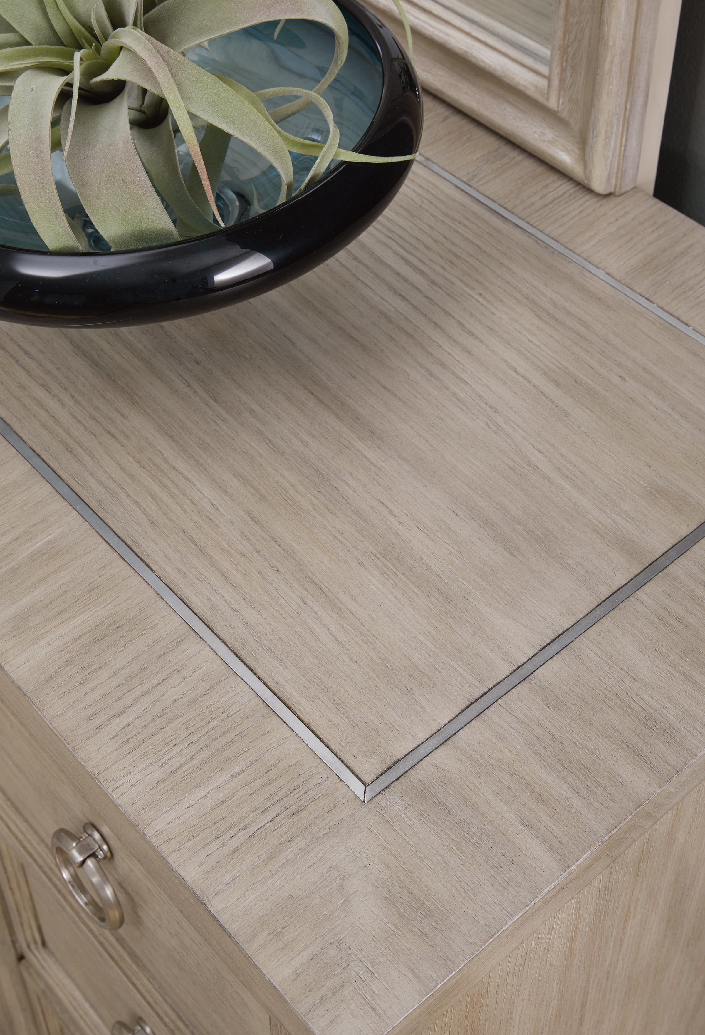 КОРПУСНАЯ МЕБЕЛЬ JORLAINA (00-00003670)