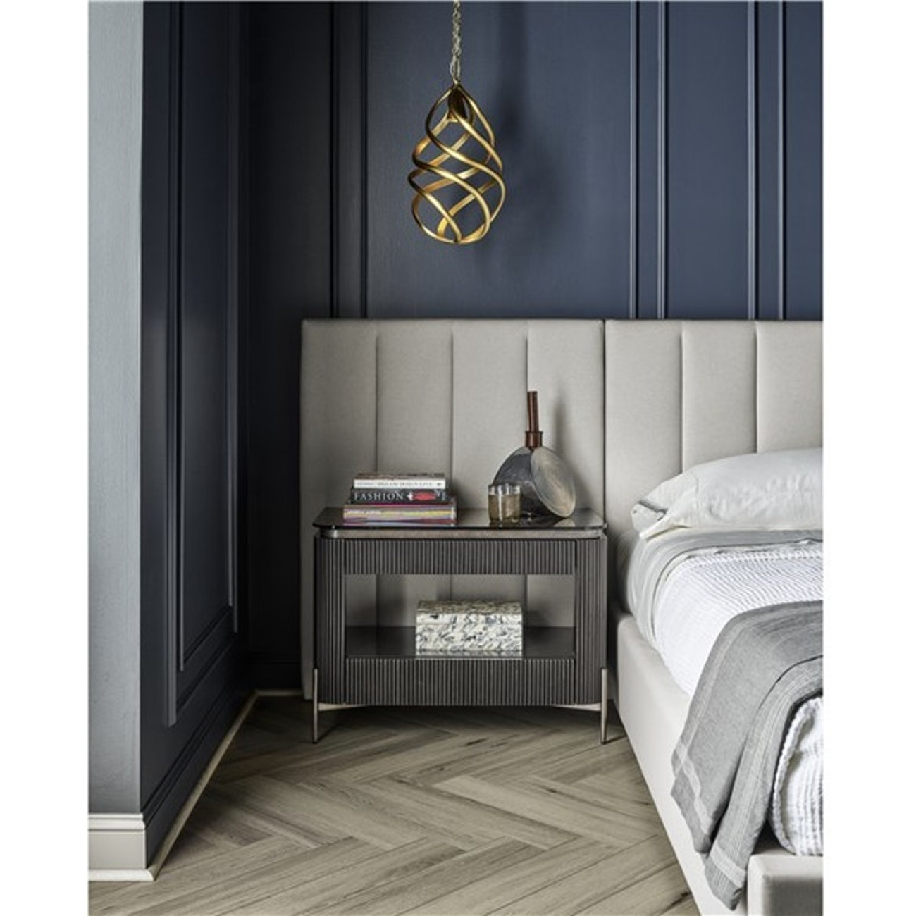 ТУМБА ПРИКРОВАТНАЯ IRIS - 941A355